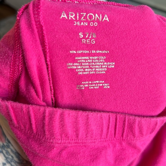 (4) Pack of Girls Pants - Picture 7 of 15